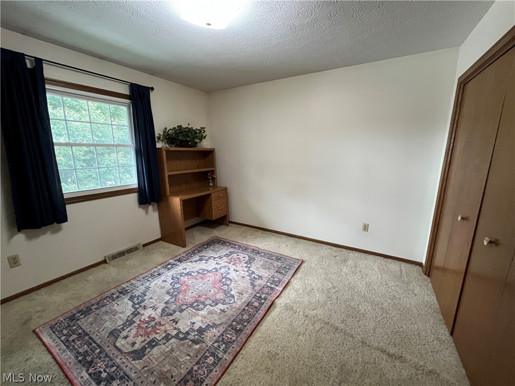 299 Pheasant Run Wadsworth OH 44281