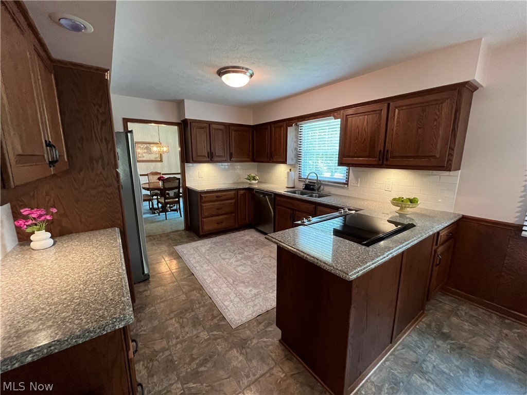 299 Pheasant Run Wadsworth OH 44281