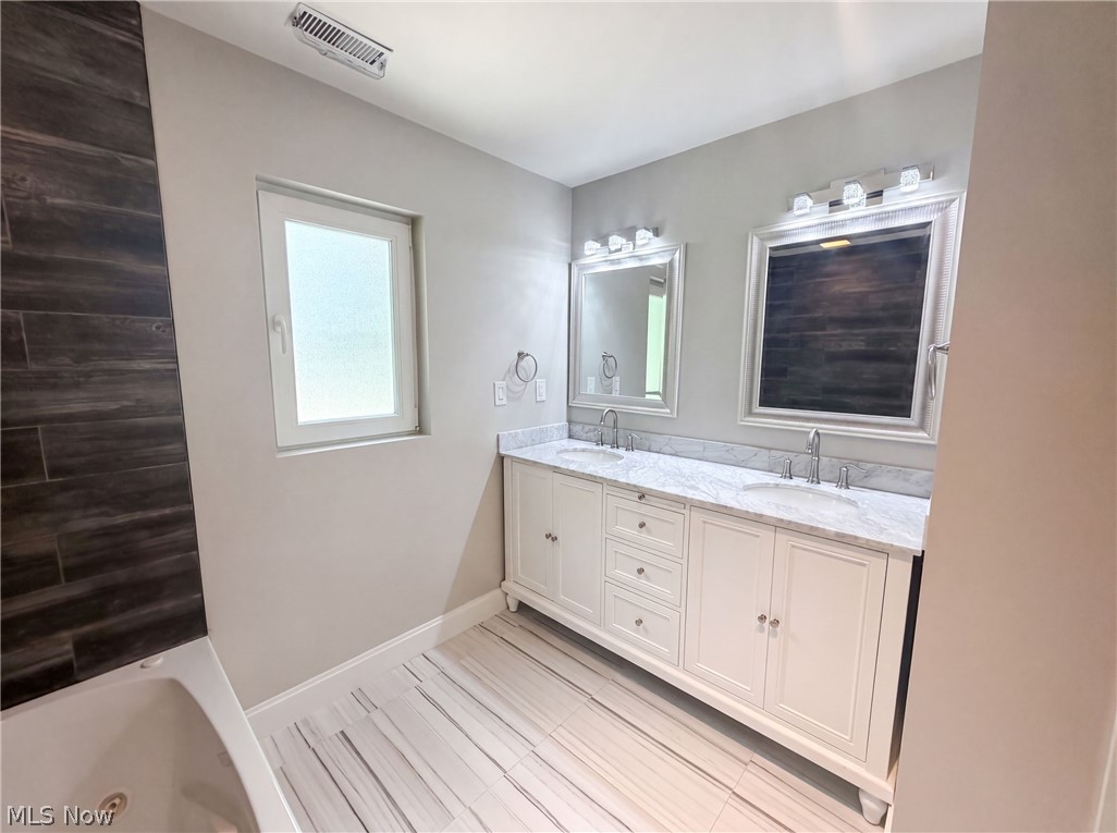 37045 Chagrin Boulevard Chagrin Falls OH 44022
