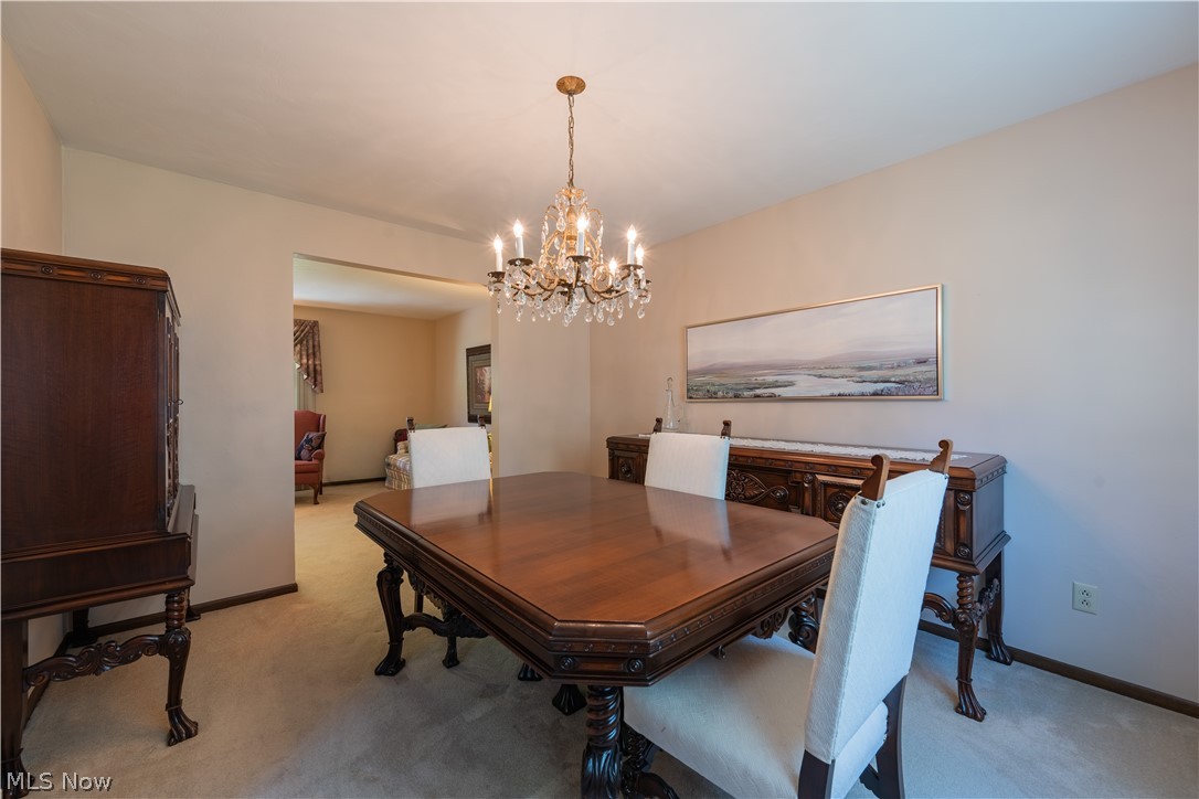 1507 Tamarisk Poland OH 44514