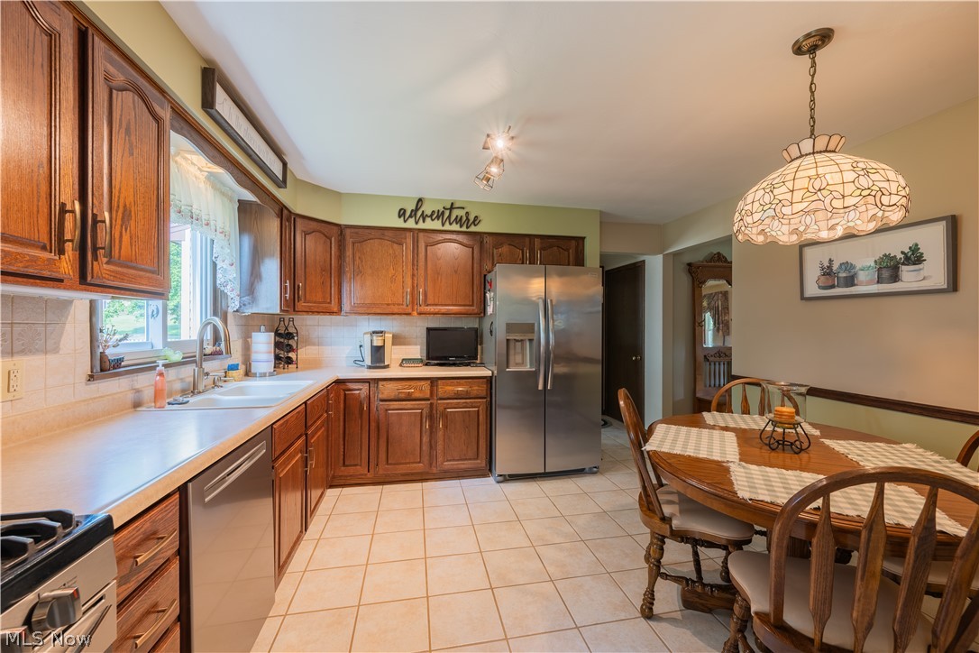 1507 Tamarisk Poland OH 44514