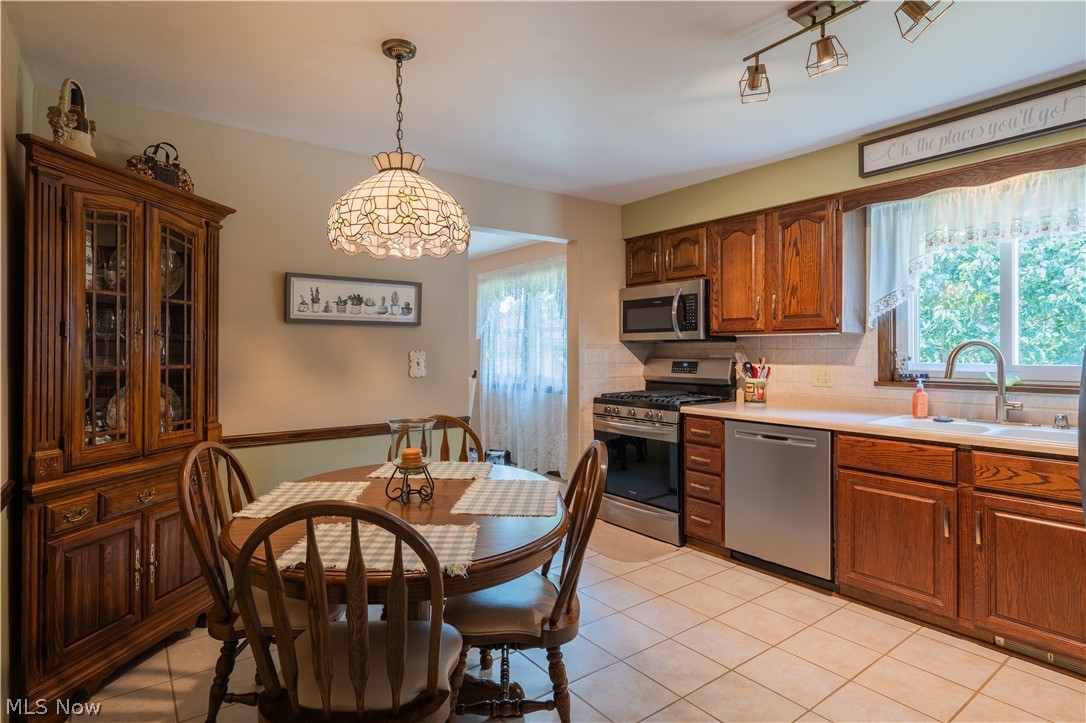1507 Tamarisk Poland OH 44514