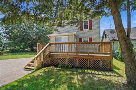 1233 Mcintosh Avenue Akron OH 44314