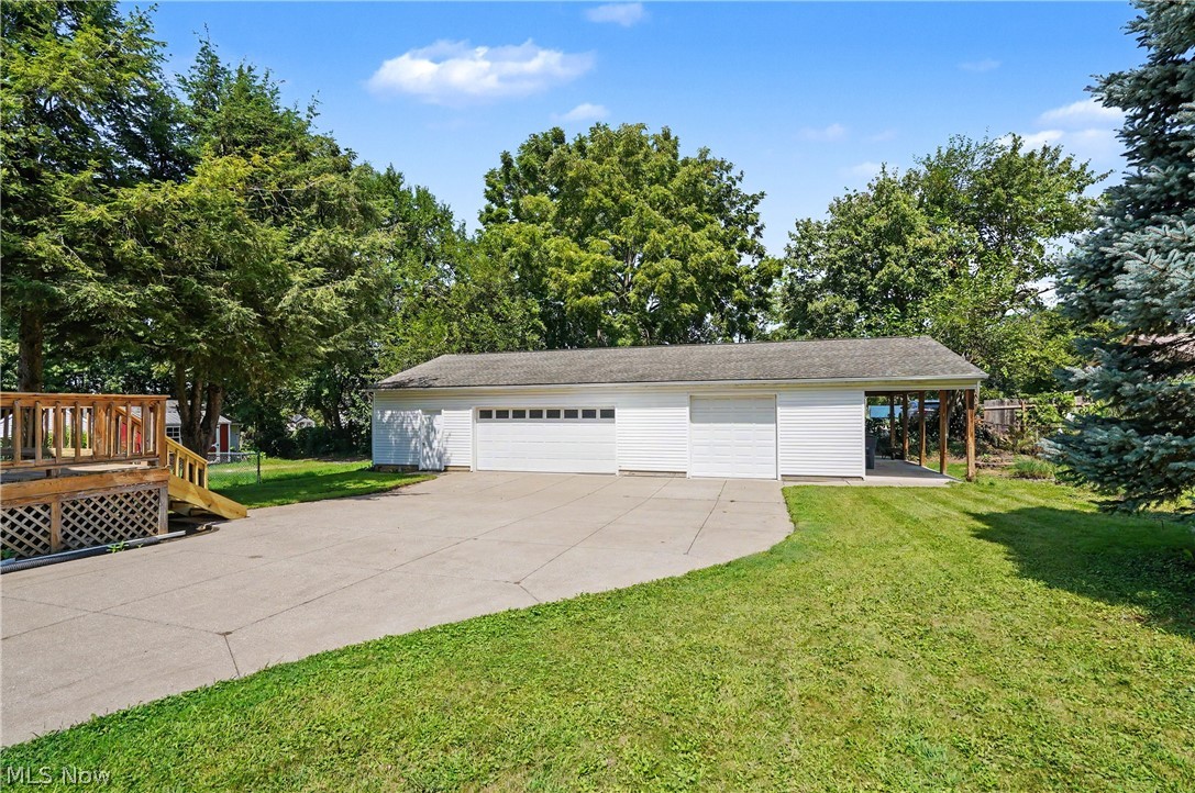 1233 Mcintosh Avenue Akron OH 44314
