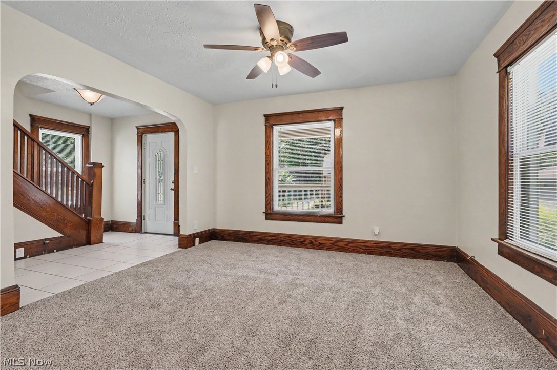 1233 Mcintosh Avenue Akron OH 44314