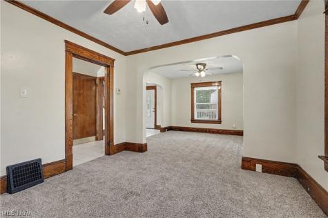 1233 Mcintosh Avenue Akron OH 44314