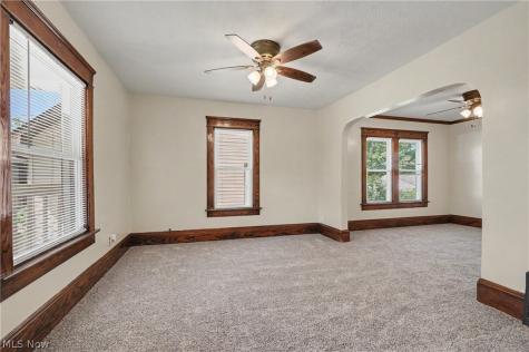 1233 Mcintosh Avenue Akron OH 44314