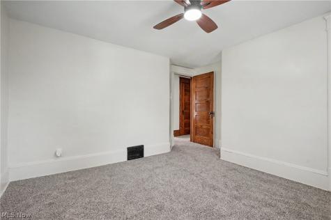 1233 Mcintosh Avenue Akron OH 44314