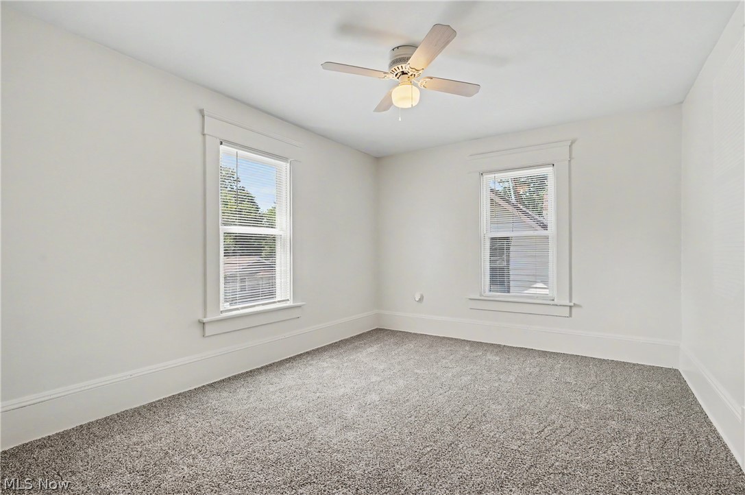 1233 Mcintosh Avenue Akron OH 44314