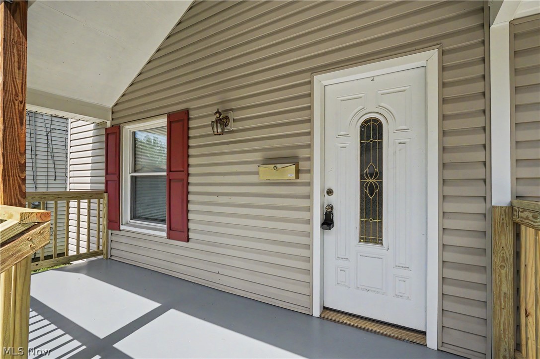 1233 Mcintosh Avenue Akron OH 44314