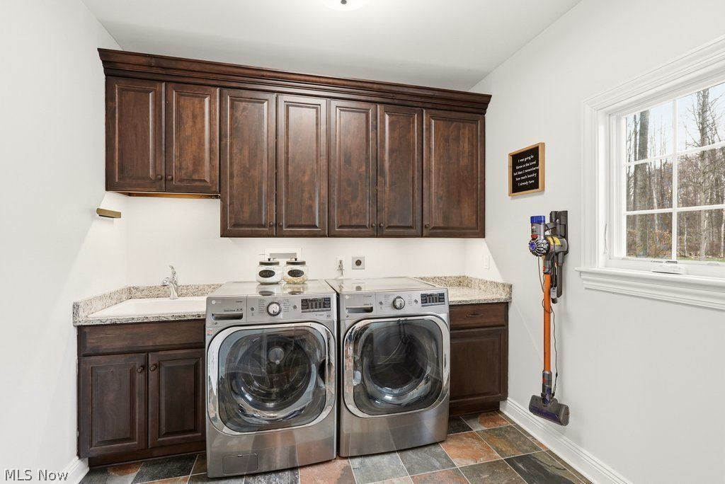 7480 Faraway Trail Chagrin Falls OH 44023
