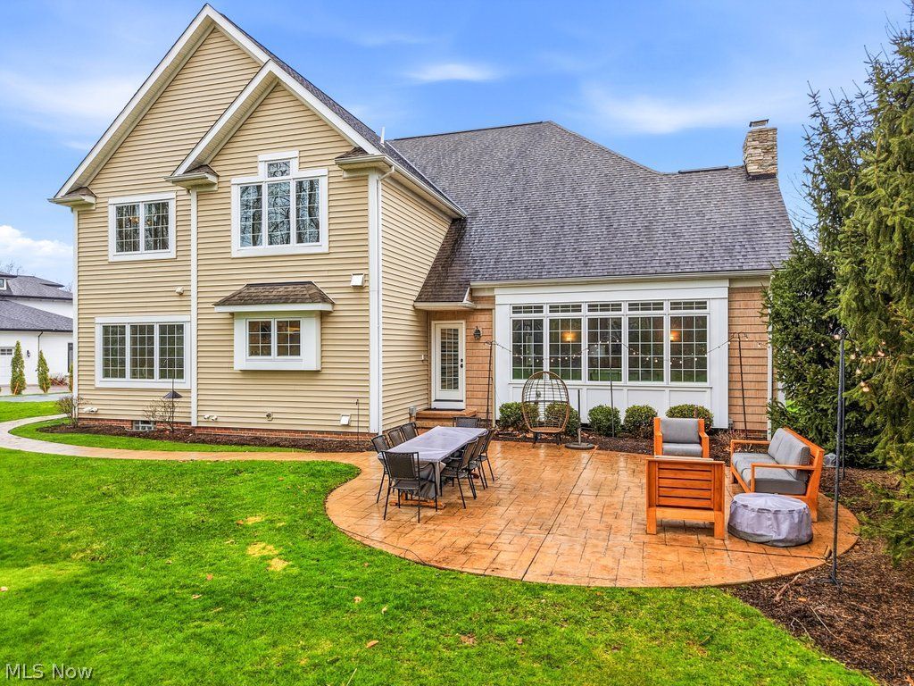 7480 Faraway Trail Chagrin Falls OH 44023