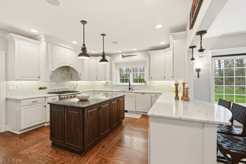 7480 Faraway Trail Chagrin Falls OH 44023