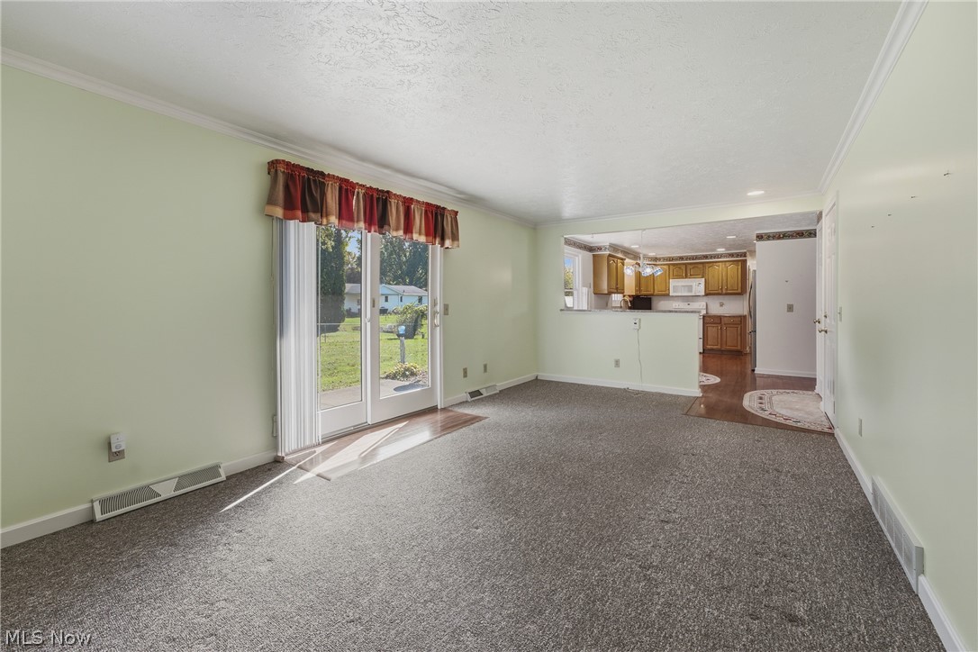 8508 Kellydale Street NW Massillon OH 44646