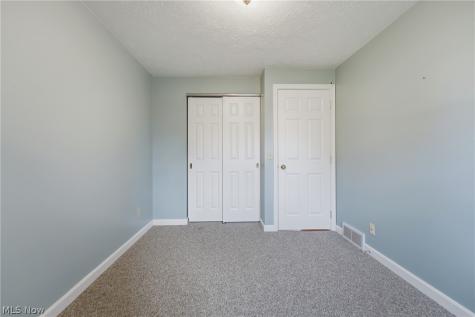 8508 Kellydale Street NW Massillon OH 44646