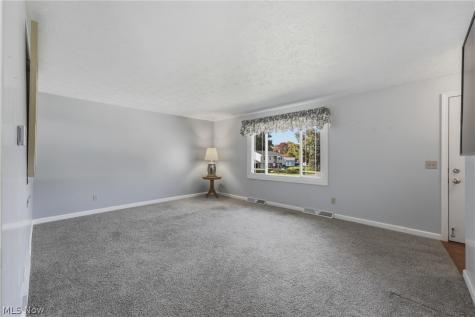 8508 Kellydale Street NW Massillon OH 44646
