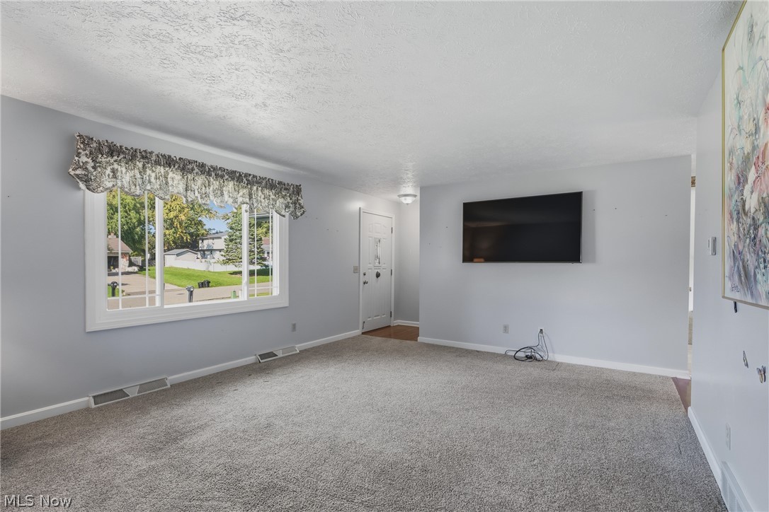 8508 Kellydale Street NW Massillon OH 44646