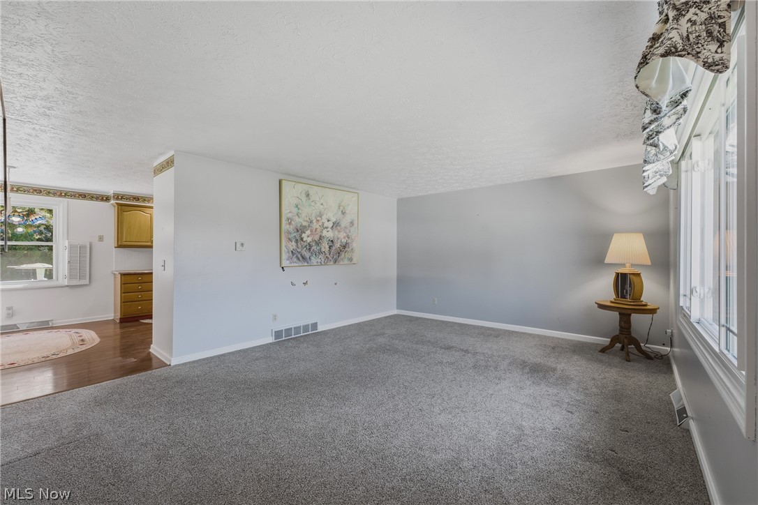 8508 Kellydale Street NW Massillon OH 44646