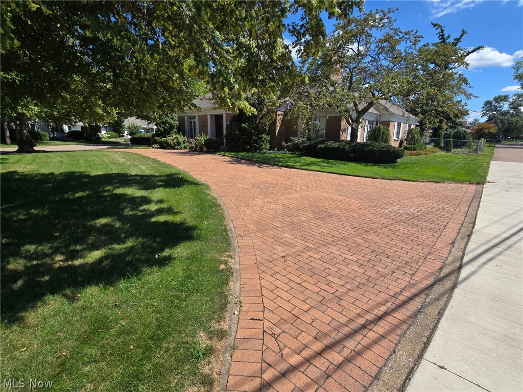 1711 Willow Drive Sandusky OH 44870