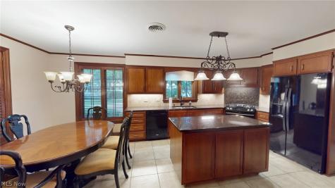 1711 Willow Drive Sandusky OH 44870