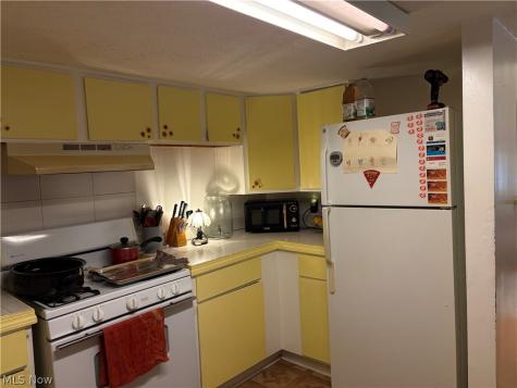 541 Clinton Street Ravenna OH 44266