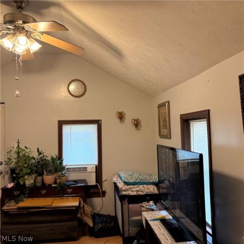 541 Clinton Street Ravenna OH 44266