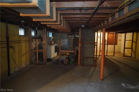 5285 Ridgebury Boulevard Cleveland OH 44124