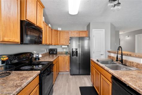 880 Starr Ridge Street SE Massillon OH 44646