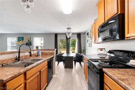 880 Starr Ridge Street SE Massillon OH 44646