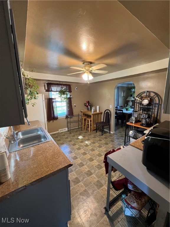 17806 Tarkington Avenue Cleveland OH 44128