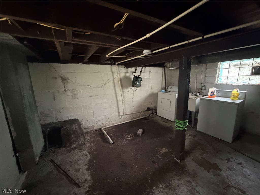 3303 W 123rd Street Cleveland OH 44111