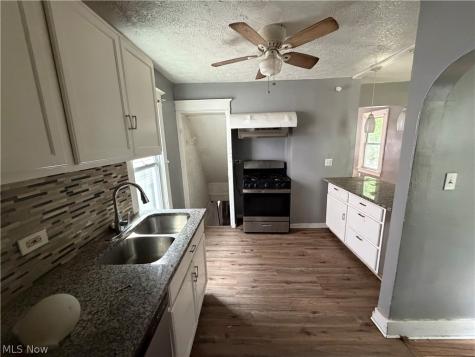 3303 W 123rd Street Cleveland OH 44111