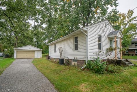 2325 Eastlawn Avenue Akron OH 44305