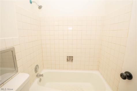 2325 Eastlawn Avenue Akron OH 44305