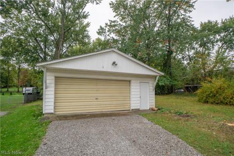 2325 Eastlawn Avenue Akron OH 44305