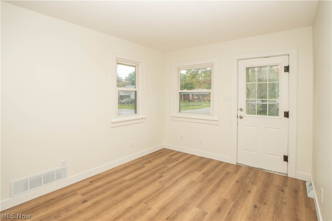 2325 Eastlawn Avenue Akron OH 44305