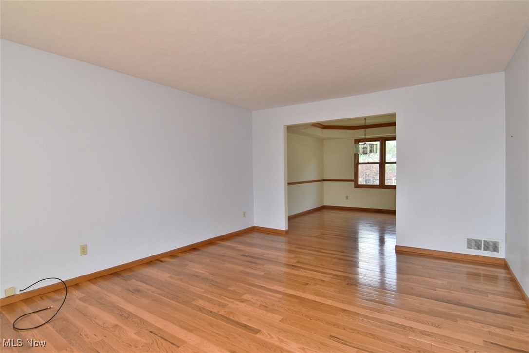 33203 Brackenbury Drive Solon OH 44139