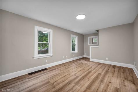 825 Dan Street Akron OH 44310