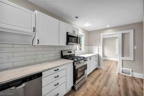 825 Dan Street Akron OH 44310