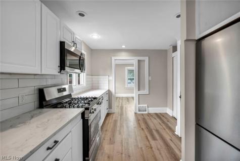 825 Dan Street Akron OH 44310