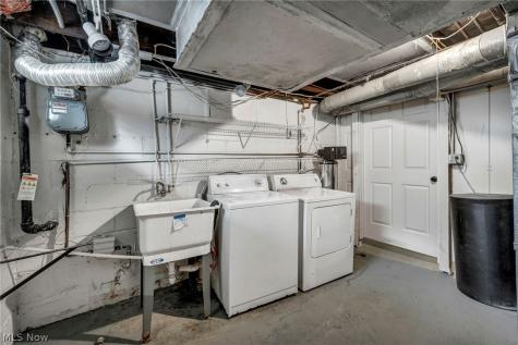 825 Dan Street Akron OH 44310