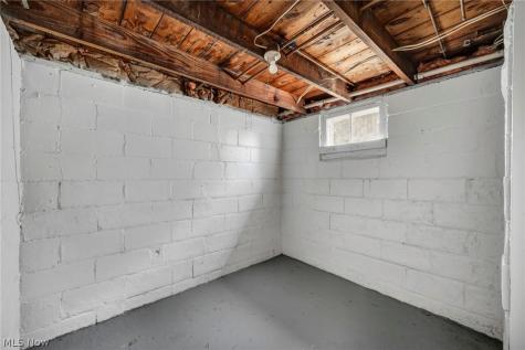 825 Dan Street Akron OH 44310