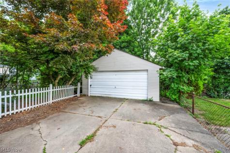 825 Dan Street Akron OH 44310