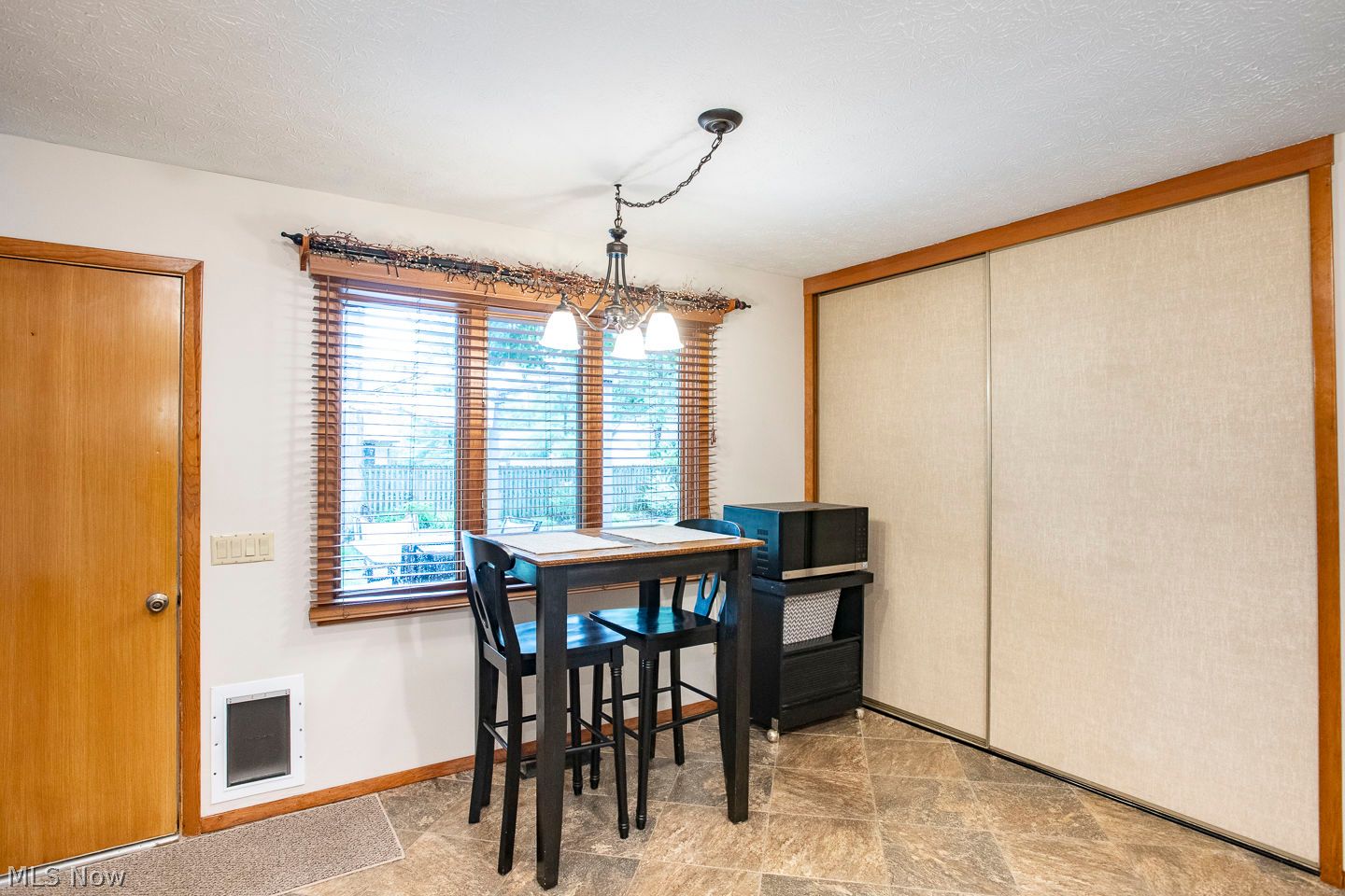 10826 Gate Post Road Strongsville OH 44149