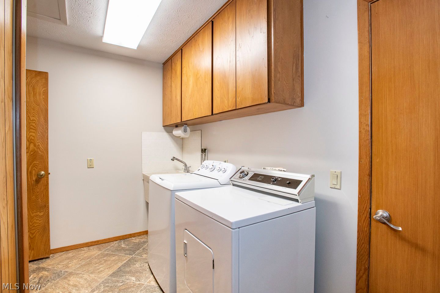 10826 Gate Post Road Strongsville OH 44149