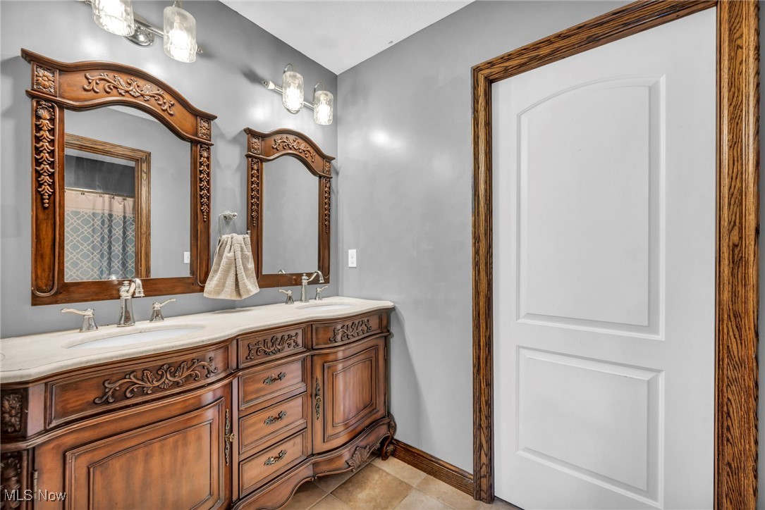 5113 Boughner Road Rock Creek OH 44084
