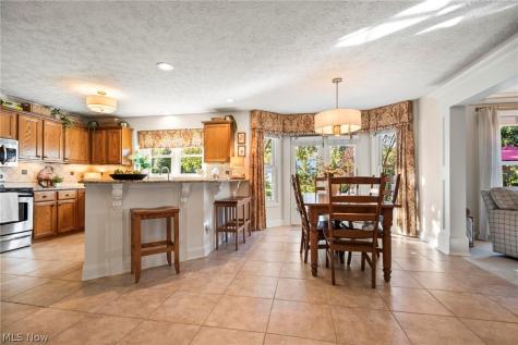 19757 Stoughton Drive Strongsville OH 44149