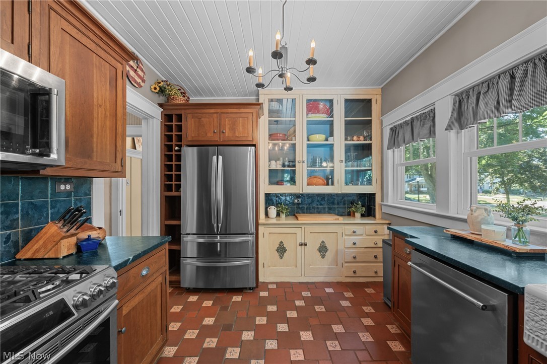 168 Castle Boulevard Akron OH 44313