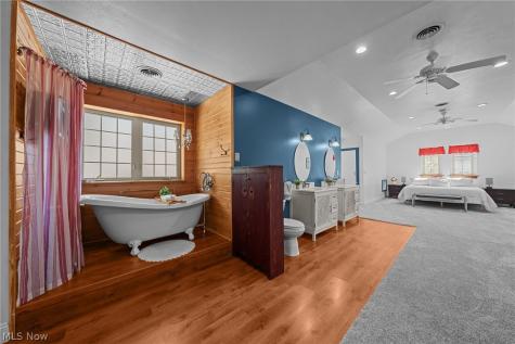 168 Castle Boulevard Akron OH 44313