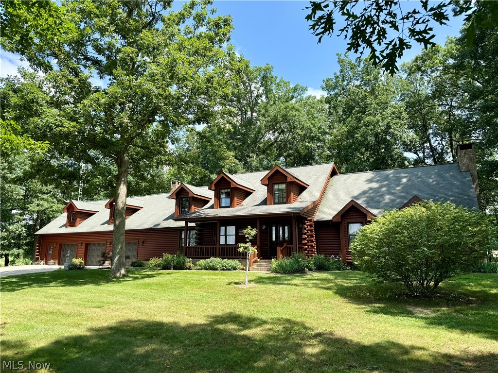 1098 Mace Road NE Carrollton OH 44615